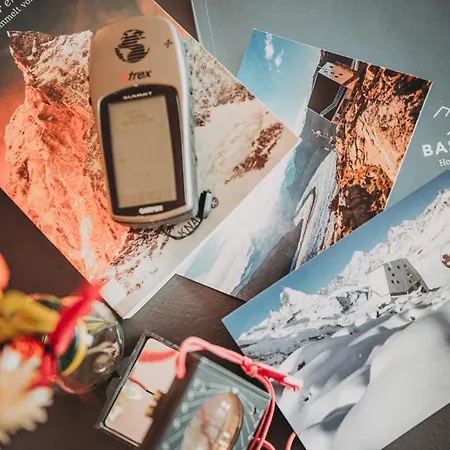 فندق Basecamp