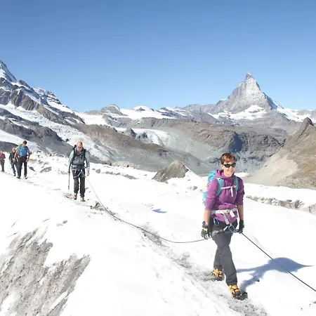 Basecamp Szálloda Zermatt