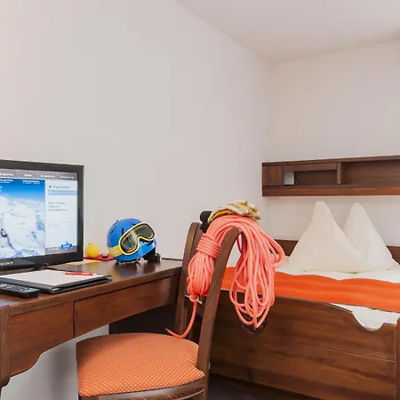 Basecamp צרמט