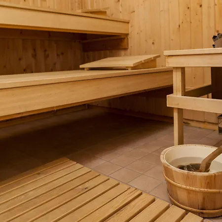 מלון Basecamp צרמט