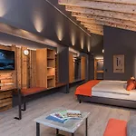 Hotell Basecamp 3*